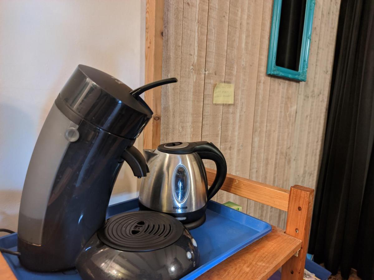 Appartamento Logeerruimte In Gerenoveerde Boerderij In Wachtum Esterno foto